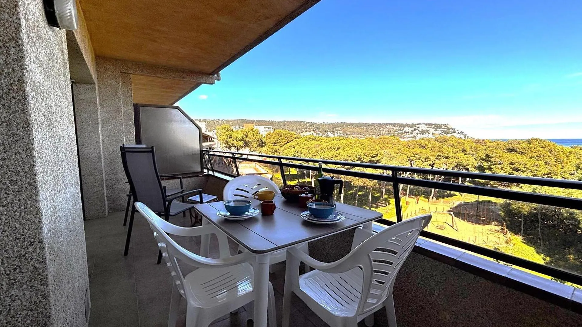 Pineda 247 - L'Estartit, Centro - Es-323-77 Apartment