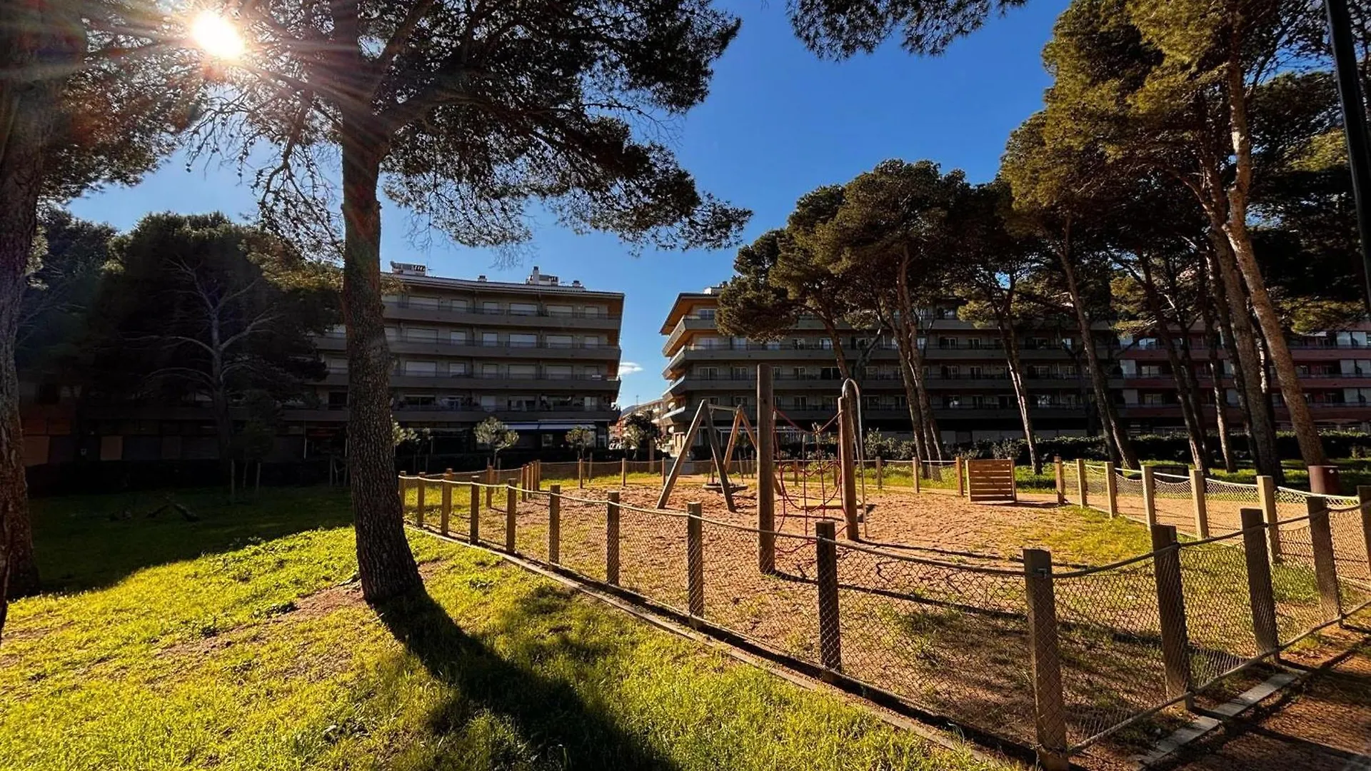 Pineda 247 - L'Estartit, Centro - Es-323-77 Apartment Spain